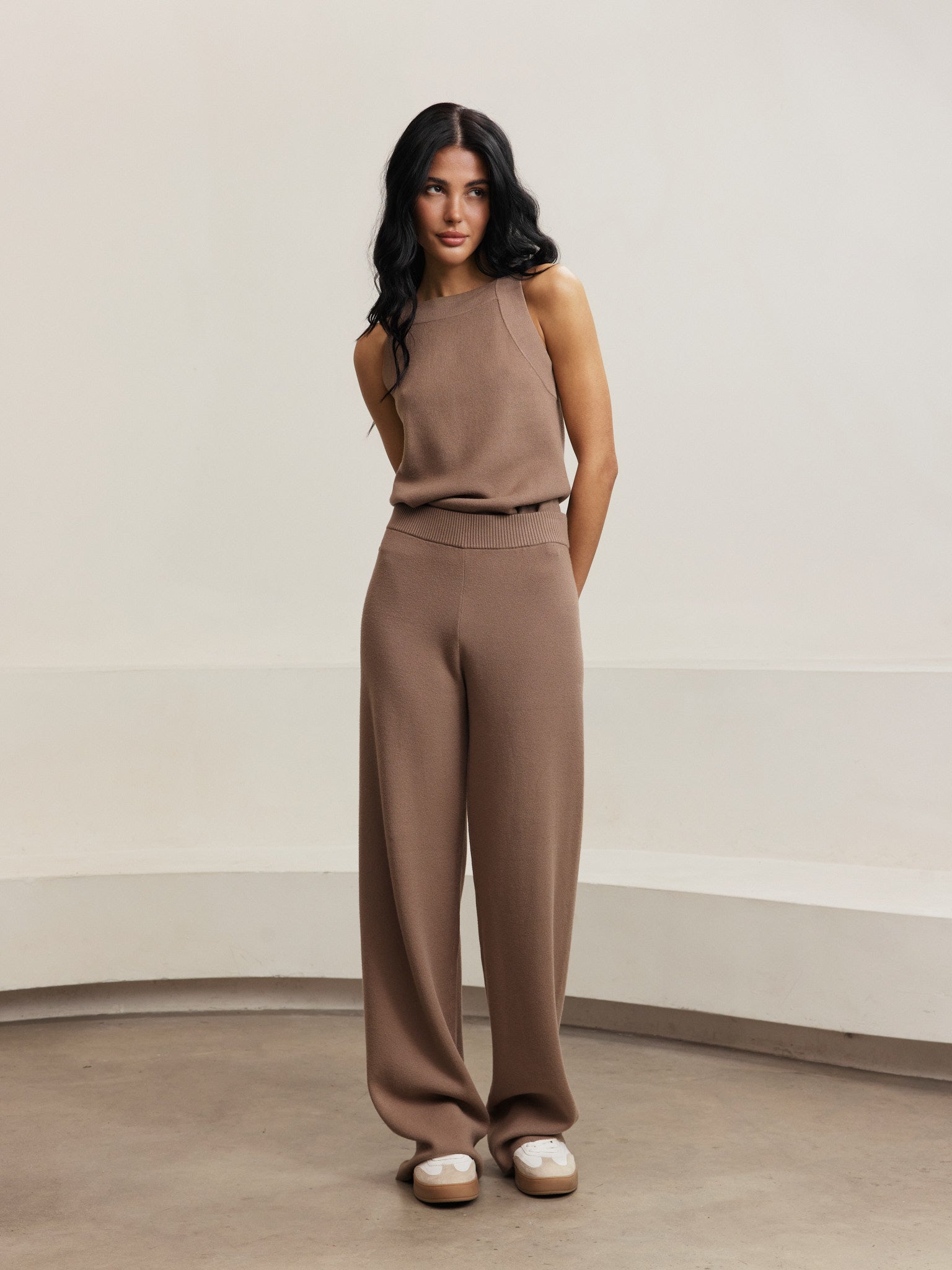 Olly Tank - Light Toffee