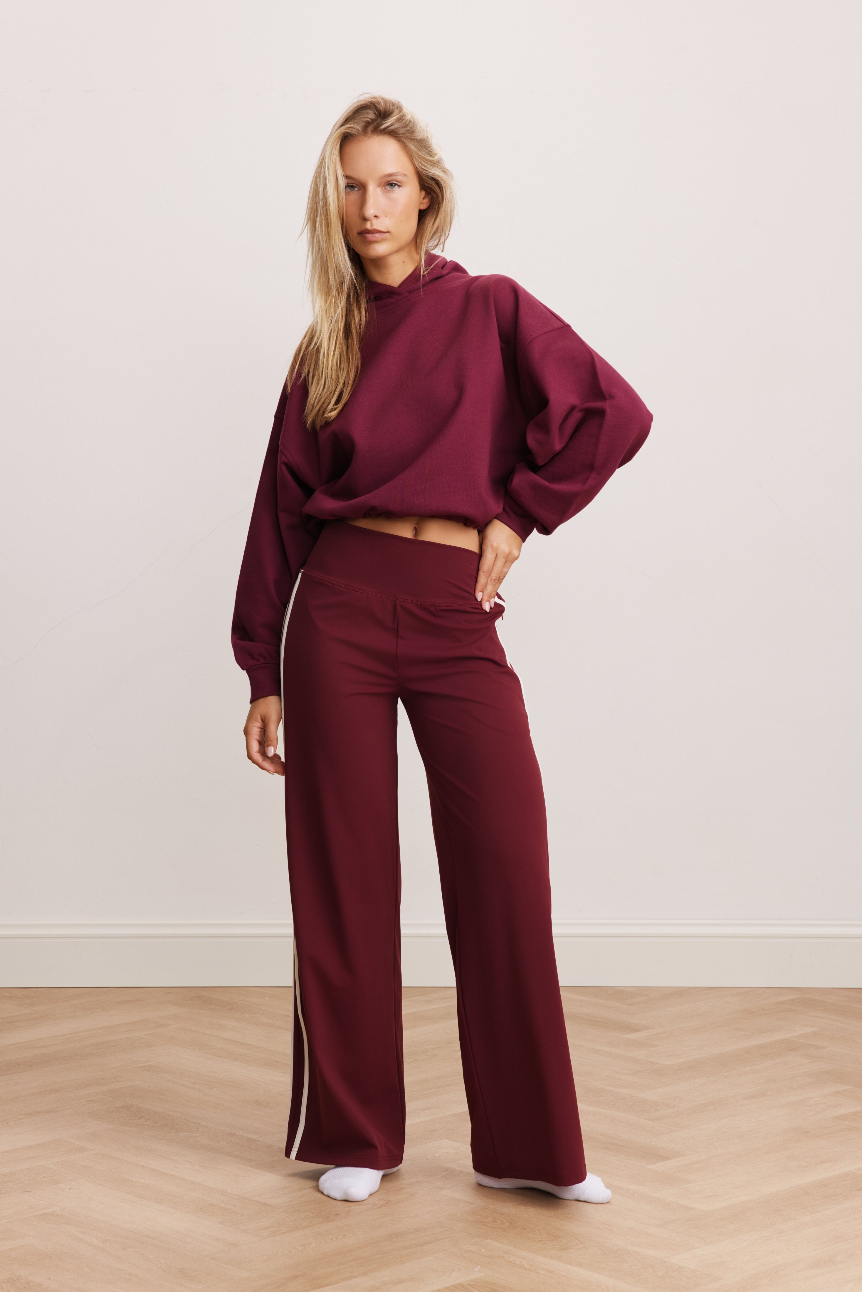 River Lift Track Pants - Maroon / Marshmellow