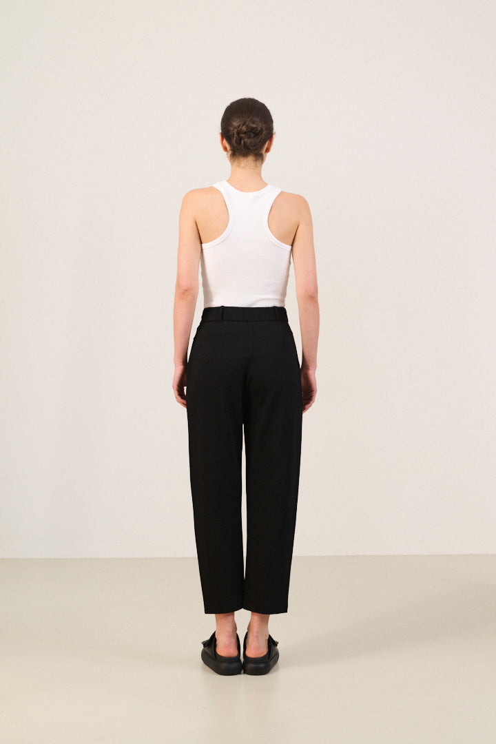 FOREST ESSENTIEL trousers - Black