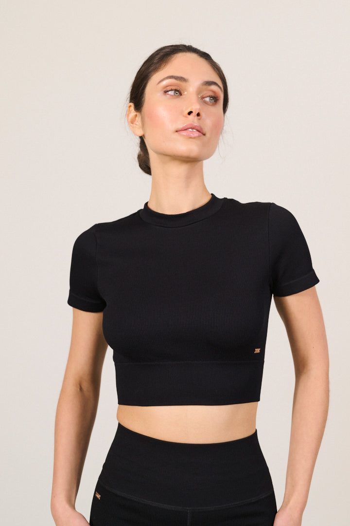 LUNA SCULPT rib shortsleeve - Black