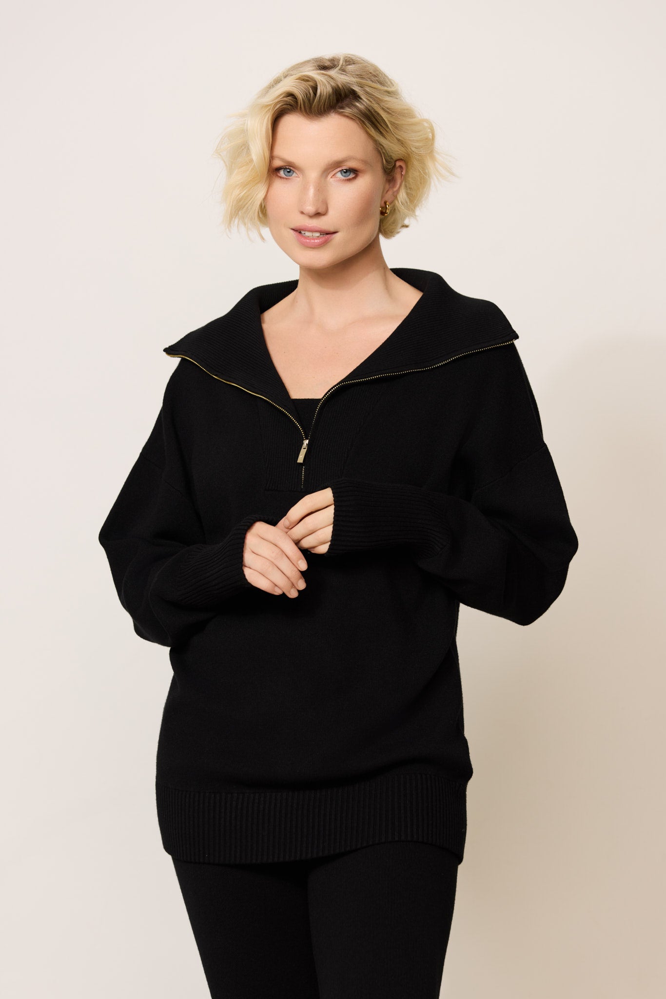 OLLY half-zip oversized sweater - Black