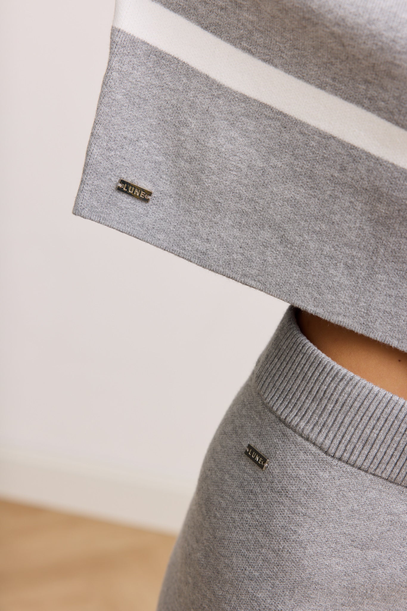 OLLY cropped striped sweater - Grey Melange / Marshmellow