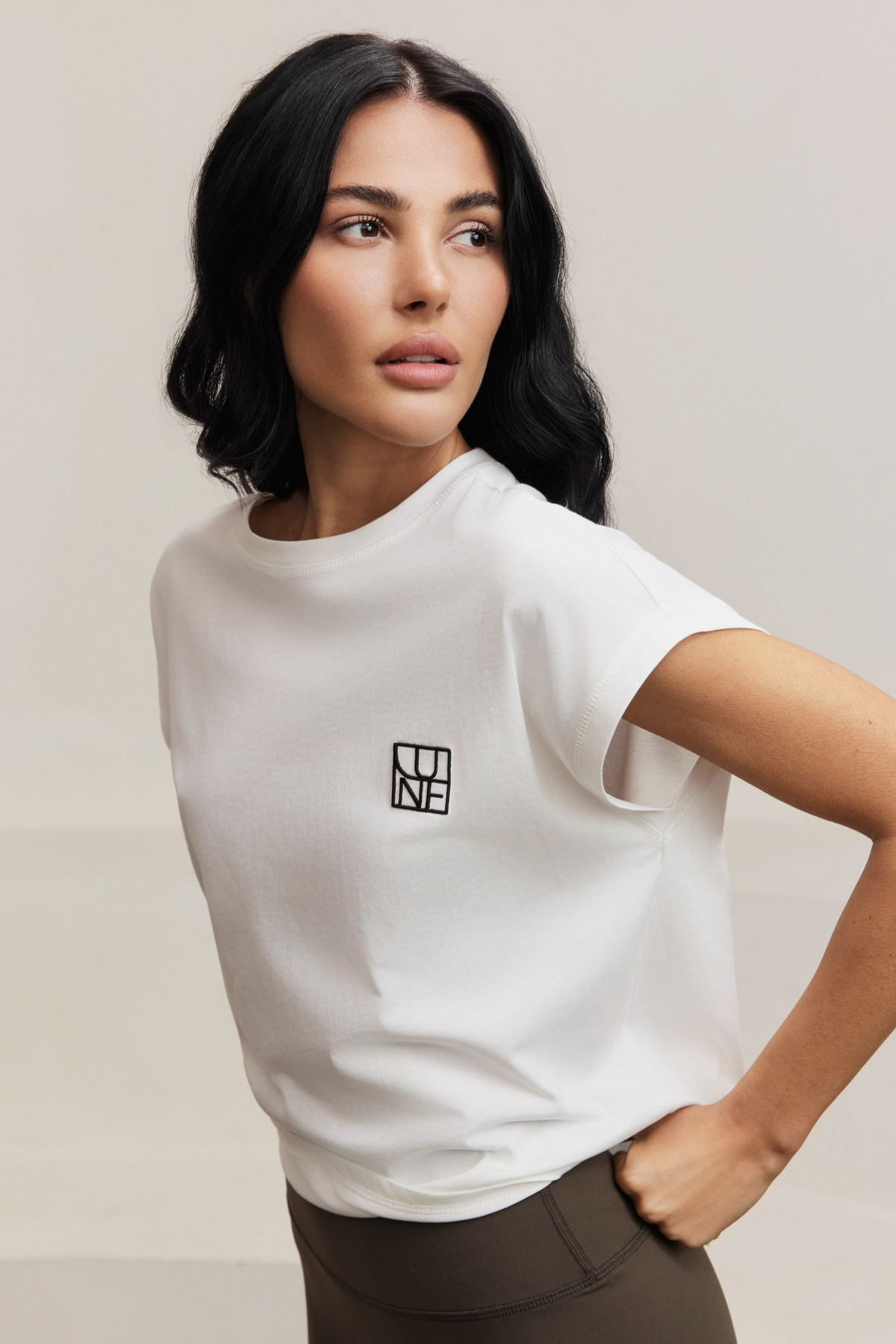 Ana Logo Tee - Marshmellow